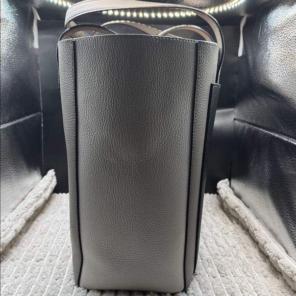 Michael Kors Gemma Large Tri-Color Tote/laptop purse Bag - Picture 3 of 7